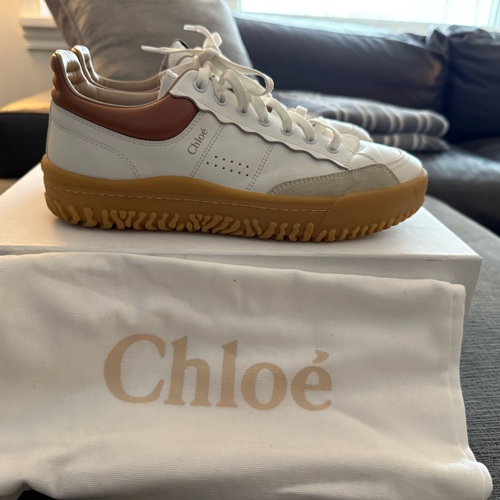 Chloe Franckie Sneakers Trainers Women’s Size 41 Euro, White With Box/Dustbag